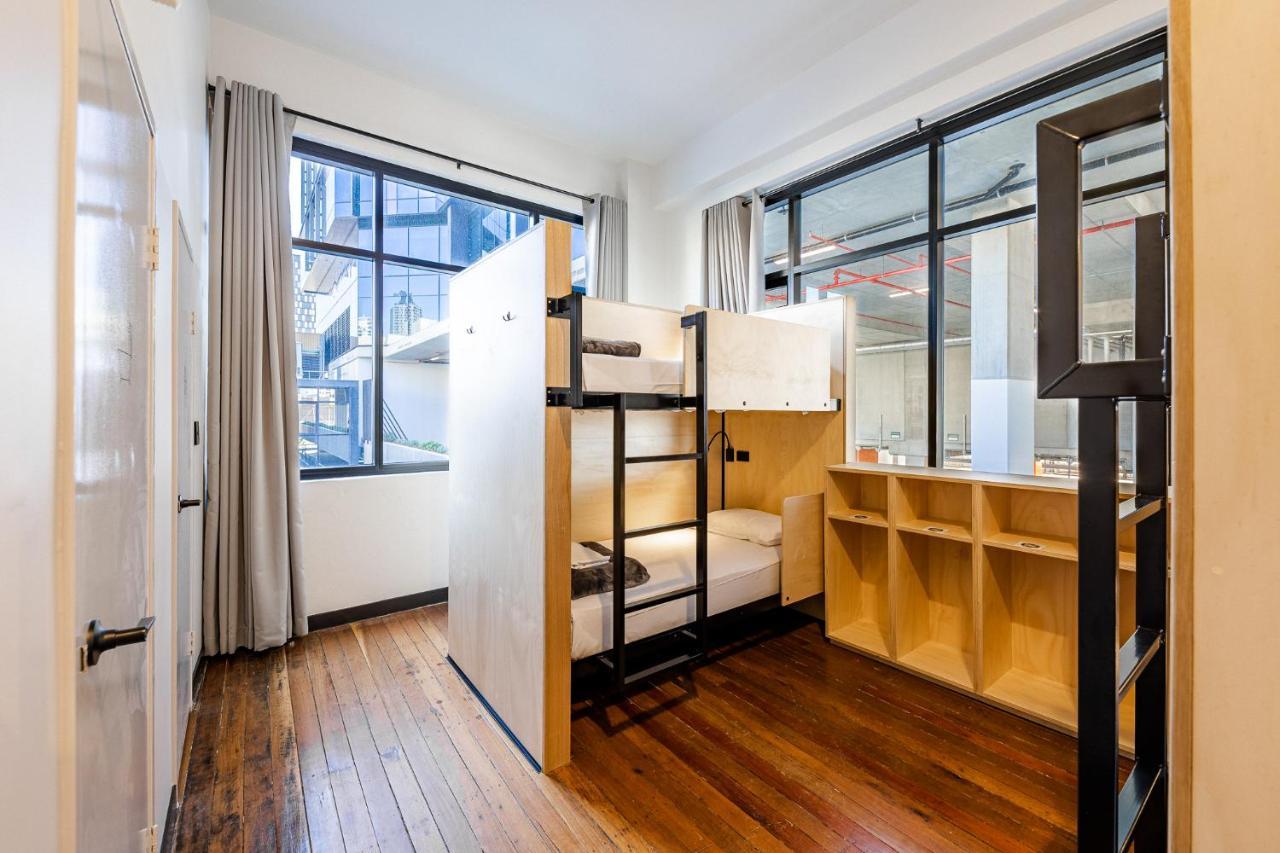 Bunk Brisbane Hostel Fortitude Valley Exterior photo
