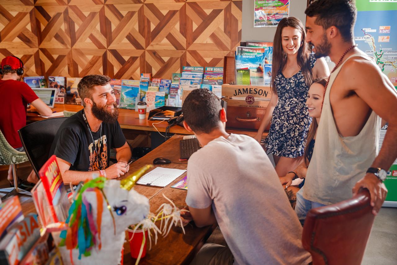 Bunk Brisbane Hostel Fortitude Valley Exterior photo