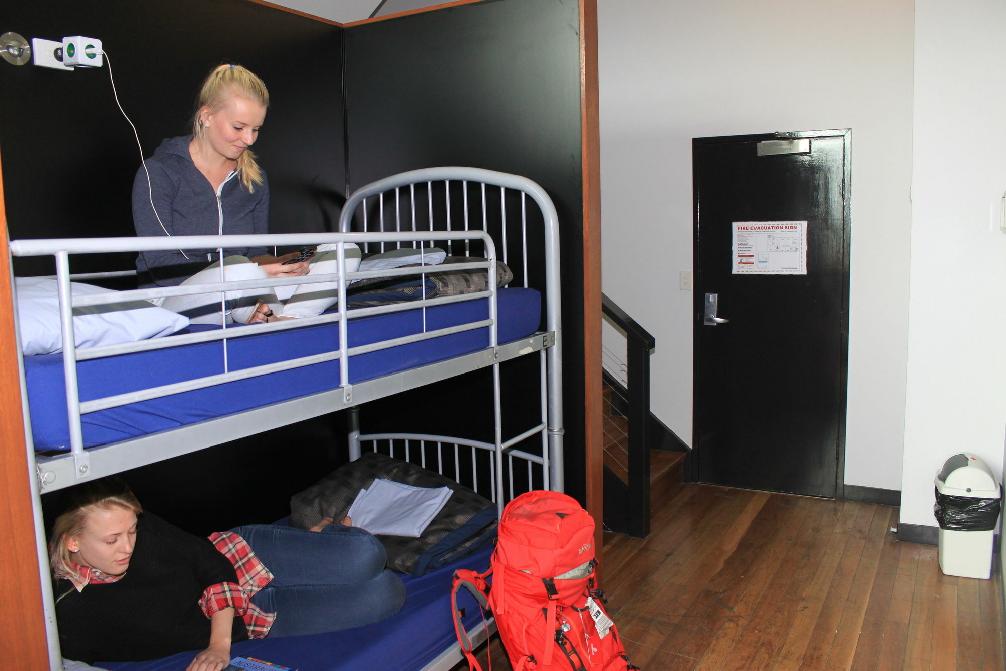 Bunk Brisbane Hostel Fortitude Valley Exterior photo